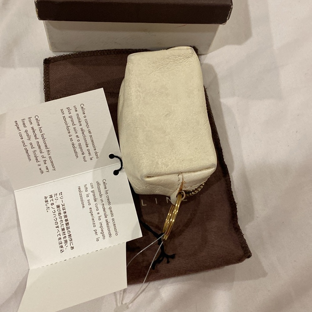 Celine Cream Leather Triomphe Logo Coin Pouch with Gold Hardware - Picture 6 of 10